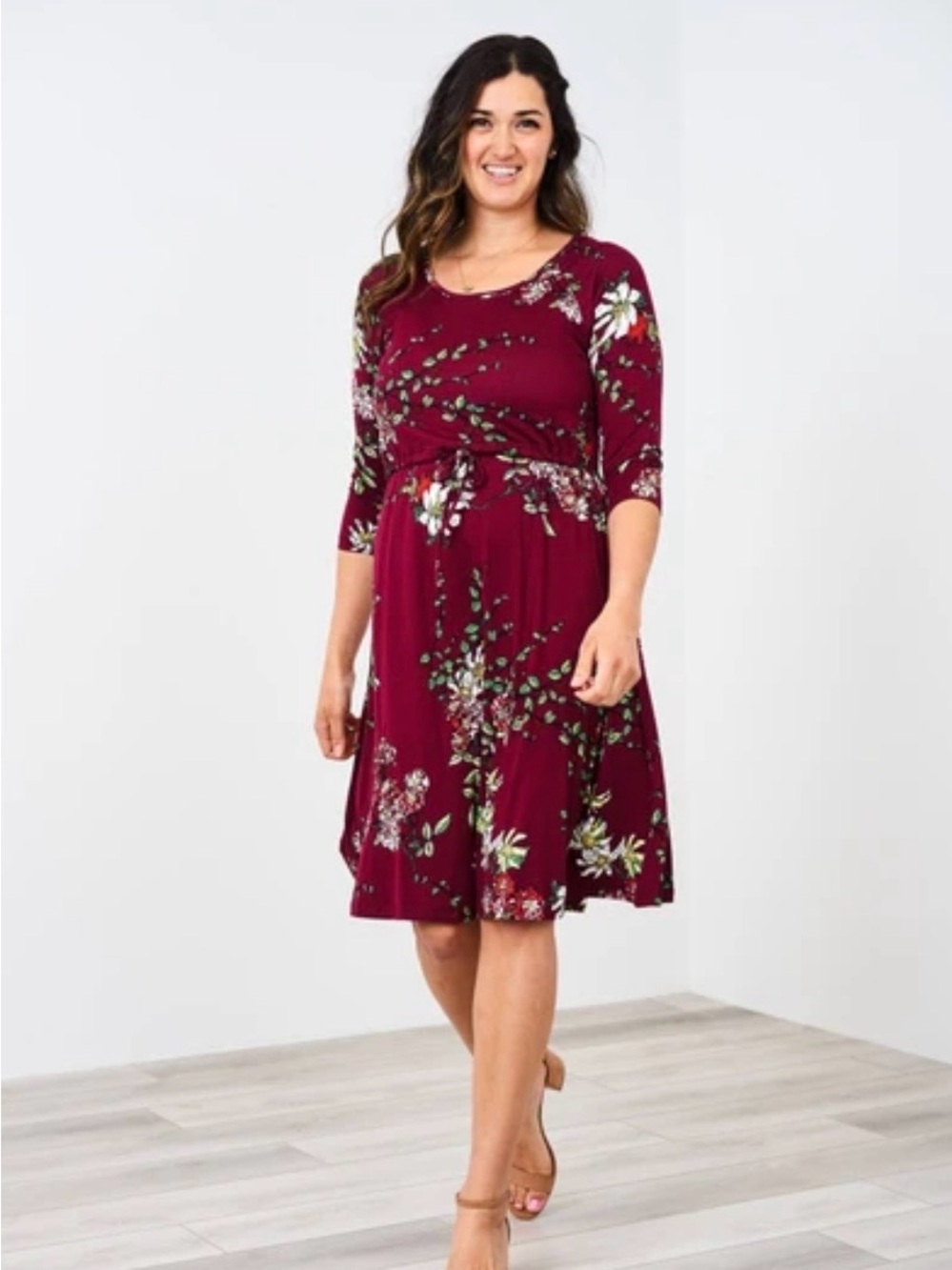 NWT Latched Mama Drawstring T-Shirt Nursing Dress Floral Maroon Size Small